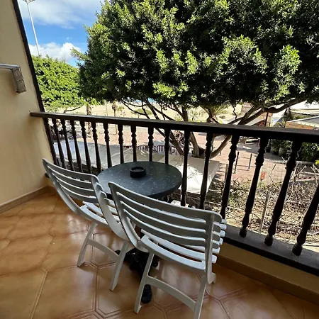 Tenerife Front & Sea View * לוס כריסטיאנוס